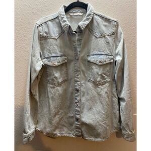 Zara Womens Light Wash Denim Snap Button Shirt Large